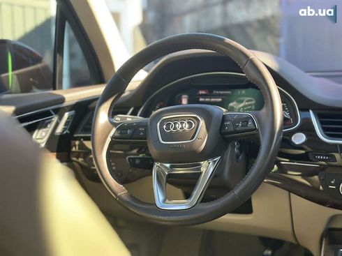 Audi Q7 2017 - фото 24