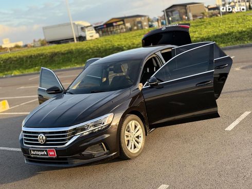 Volkswagen Passat 2019 черный - фото 27