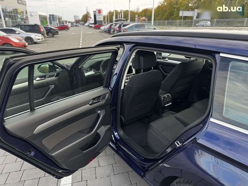 Volkswagen Passat 2019 - фото 22
