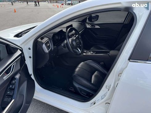 Mazda 3 2018 - фото 9