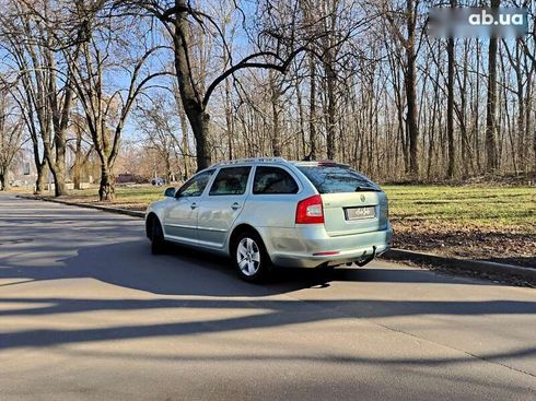 Skoda Octavia 2012 - фото 11