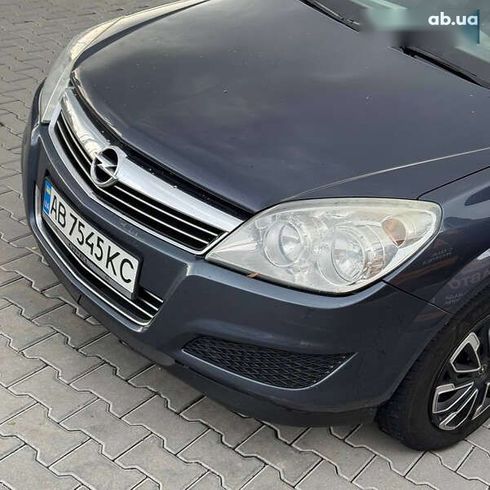 Opel Astra 2009 - фото 5
