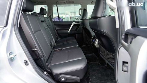 Toyota Land Cruiser Prado 2023 - фото 7