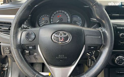 Toyota Corolla 2013 - фото 12