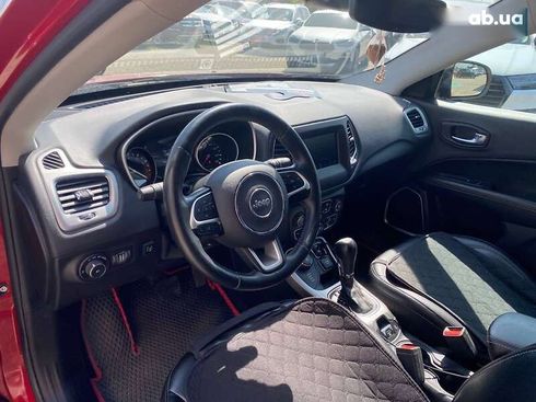 Jeep Compass 2018 - фото 10