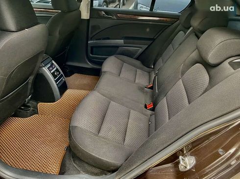 Skoda Superb 2012 - фото 14