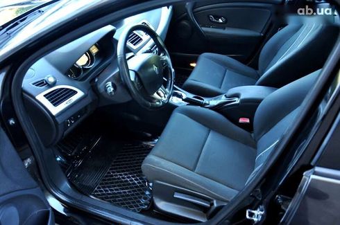 Renault Megane 2013 - фото 25
