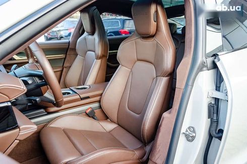 Porsche Taycan 2021 - фото 29