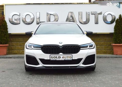 BMW 5 серия 2017 - фото 2