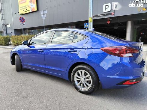 Hyundai Elantra 2020 - фото 10