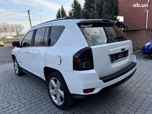 Jeep Compass 2012 - фото 10