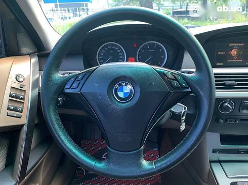 BMW 520 2004 - фото 13