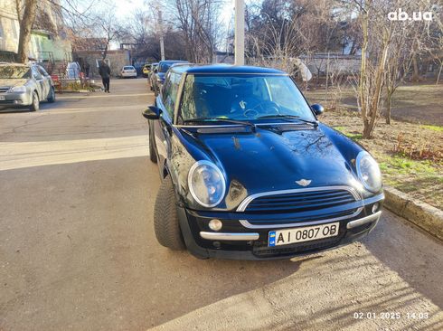 MINI Hatch 2003 черный - фото 6