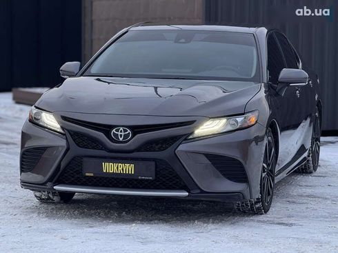Toyota Camry 2022 - фото 4