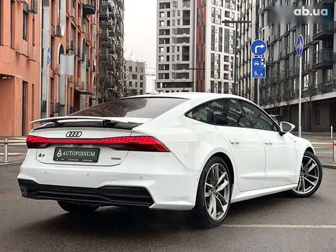 Audi A7 2021 - фото 10