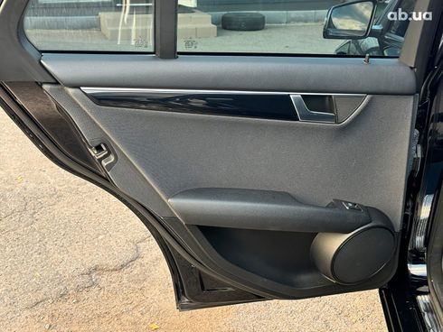 Mercedes-Benz C-Класс 2012 черный - фото 17