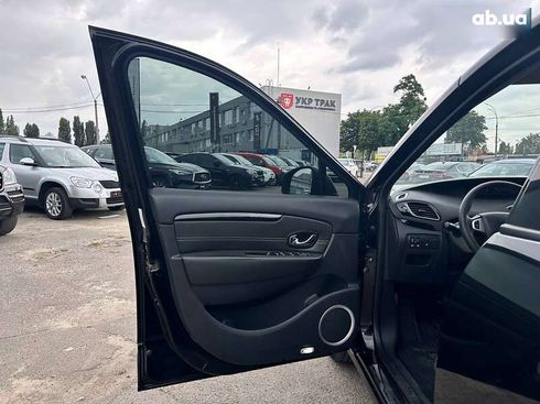 Renault Scenic 2012 - фото 16
