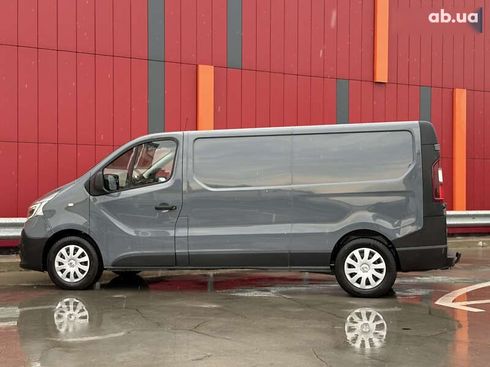 Renault Trafic 2020 - фото 18
