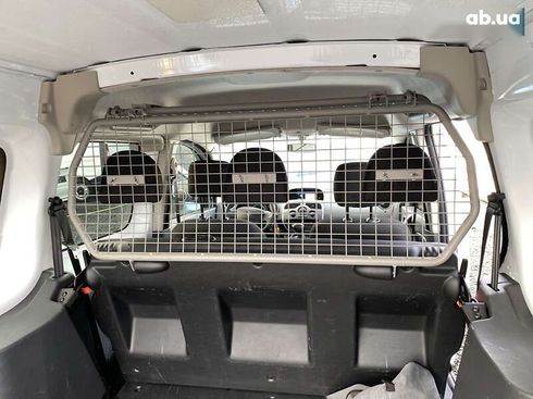 Renault Kangoo 2020 - фото 25