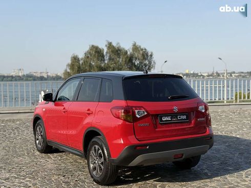 Suzuki Vitara 2016 - фото 7