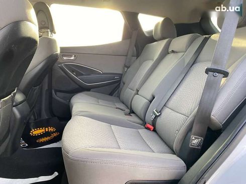 Hyundai Santa Fe 2017 - фото 19
