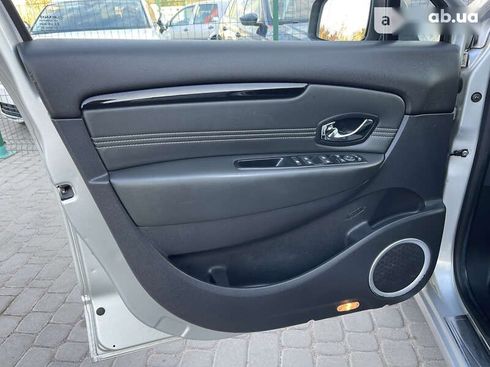 Renault Scenic 2011 - фото 29