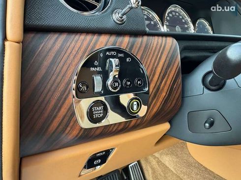 Rolls-Royce Cullinan 2020 - фото 19