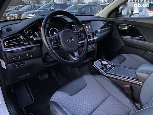 Kia Niro 2020 - фото 12