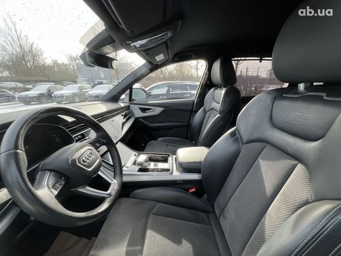 Audi Q7 2021 - фото 29
