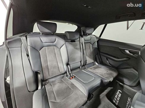 Audi Q8 2022 - фото 11