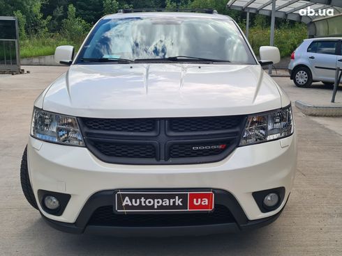 Dodge Journey 2014 белый - фото 23