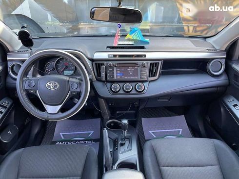 Toyota RAV4 2016 - фото 11