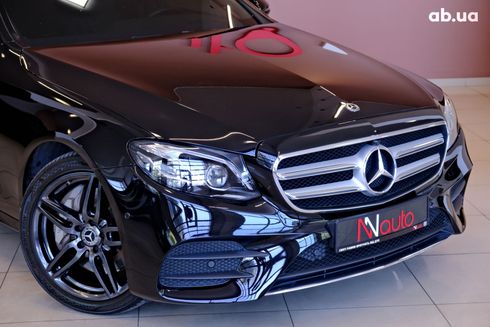 Mercedes-Benz E-Класс 2018 черный - фото 3