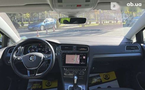 Volkswagen e-Golf 2020 - фото 10