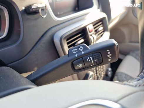 Volvo V40 2018 - фото 27