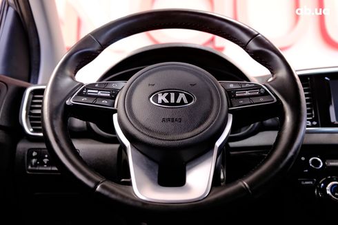 Kia Sportage 2018 серый - фото 7