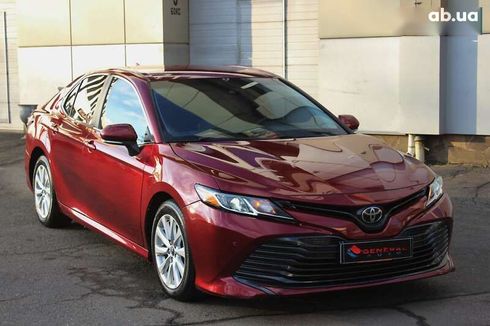 Toyota Camry 2017 - фото 16