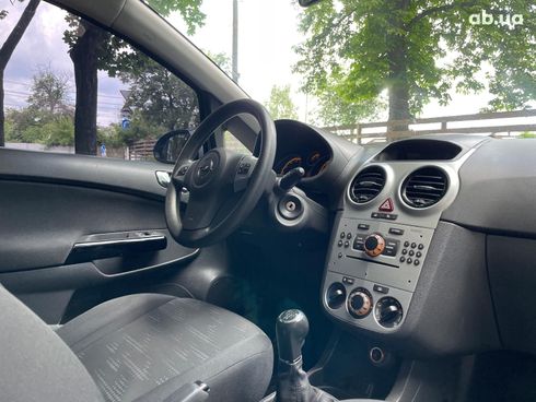 Opel Corsa 2011 серый - фото 23