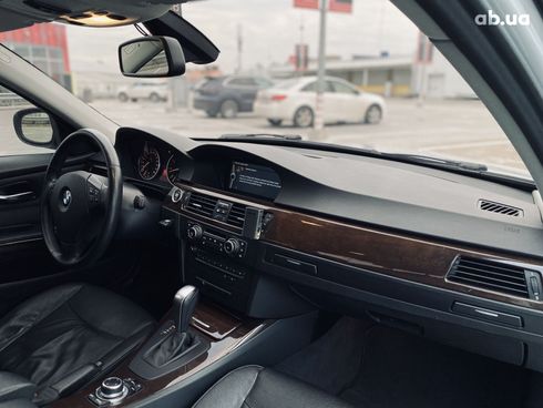 BMW 3 серия 2011 серебристый - фото 15
