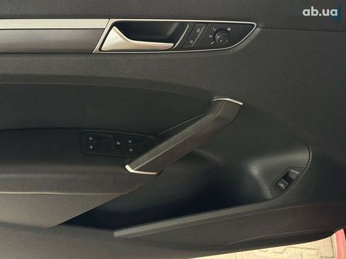 Volkswagen Passat 2017 - фото 28