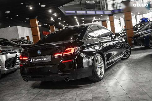 BMW 5 серия 2015 - фото 8