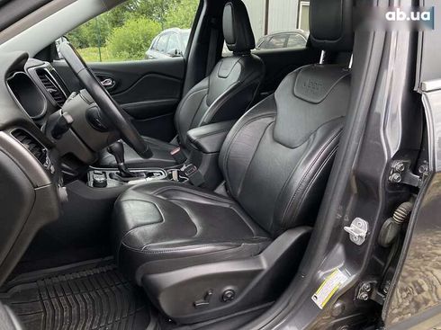 Jeep Cherokee 2018 - фото 12
