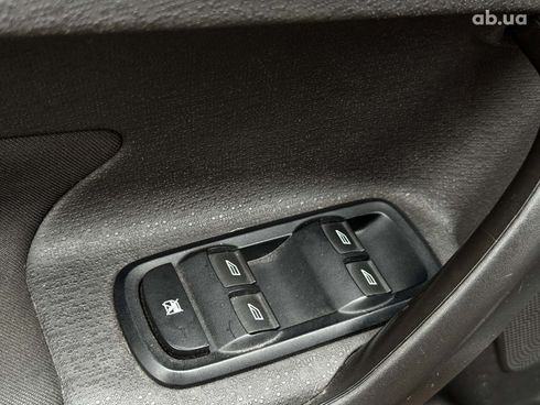 Ford Fiesta 2017 серый - фото 15