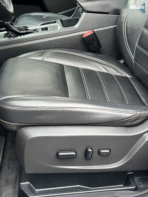 Ford Escape 2019 - фото 25