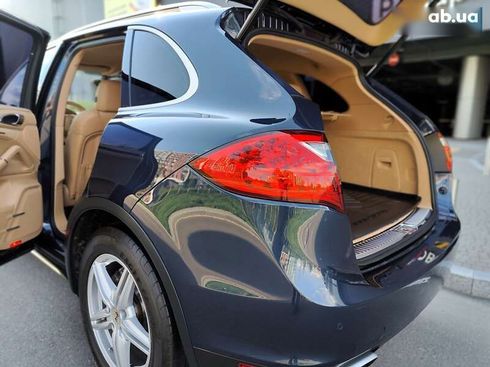 Porsche Cayenne 2012 - фото 13