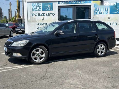 Skoda Octavia 2010 - фото 8
