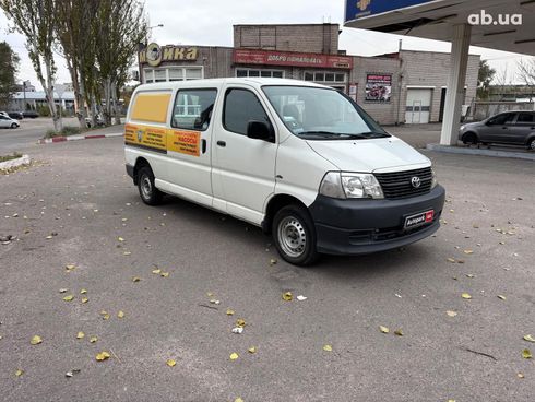 Toyota HiAce 2007 белый - фото 4