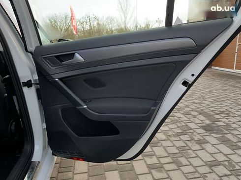 Volkswagen e-Golf 2020 - фото 29