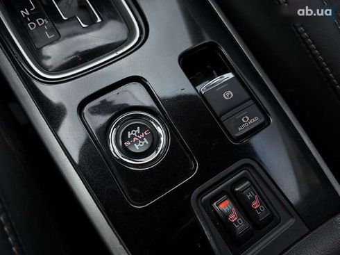 Mitsubishi Outlander 2019 - фото 23