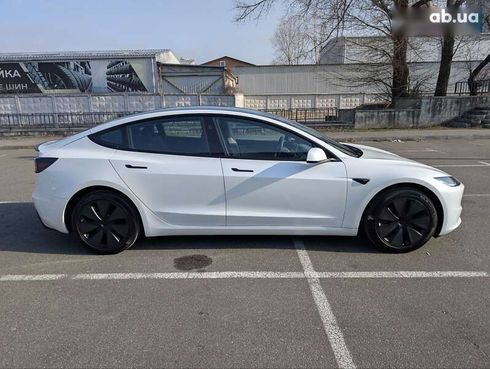 Tesla Model 3 2024 - фото 24